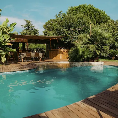 Luxe tent Yourte Jardin Tropicale Piscine - Quatre Murs Et Un Toit *