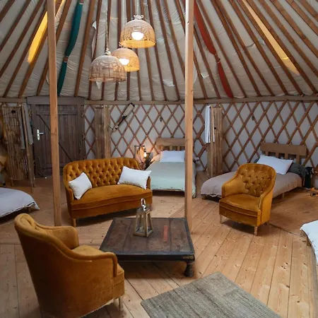 Lyxtält Yourte Piscine Jardin - Quatre Murs Et Un Toit *