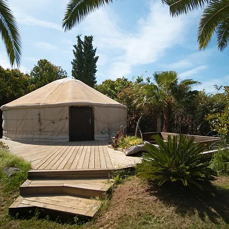 Campismo de Luxo Yourte Piscine Jardin - Quatre Murs Et Un Toit Hyères