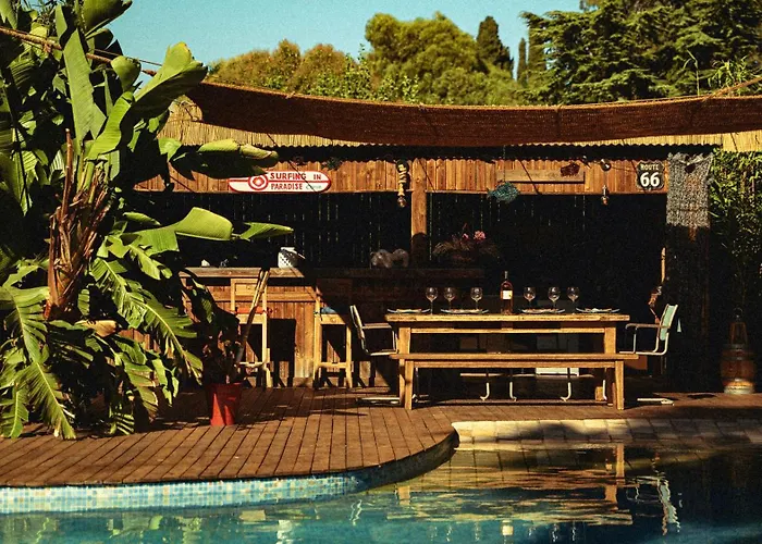 Yourte Piscine Jardin - Quatre Murs Et Un Toit Lyxtält *